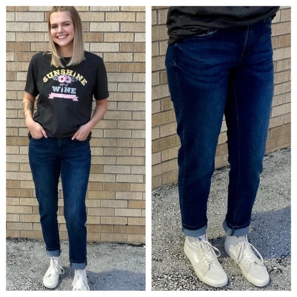 Lucky & Blessed Mid-Rise Dark Mid Wash Boyfriend Denim size 2 NWT - Picture 1 of 12